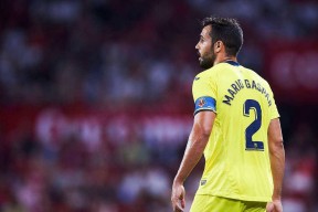 爱游戏官网包含巴塞罗那加时末段回应争议莱万多夫斯基在利物浦比赛中连败，罗马扳平良机备战意大利杯看傻球迷的词条